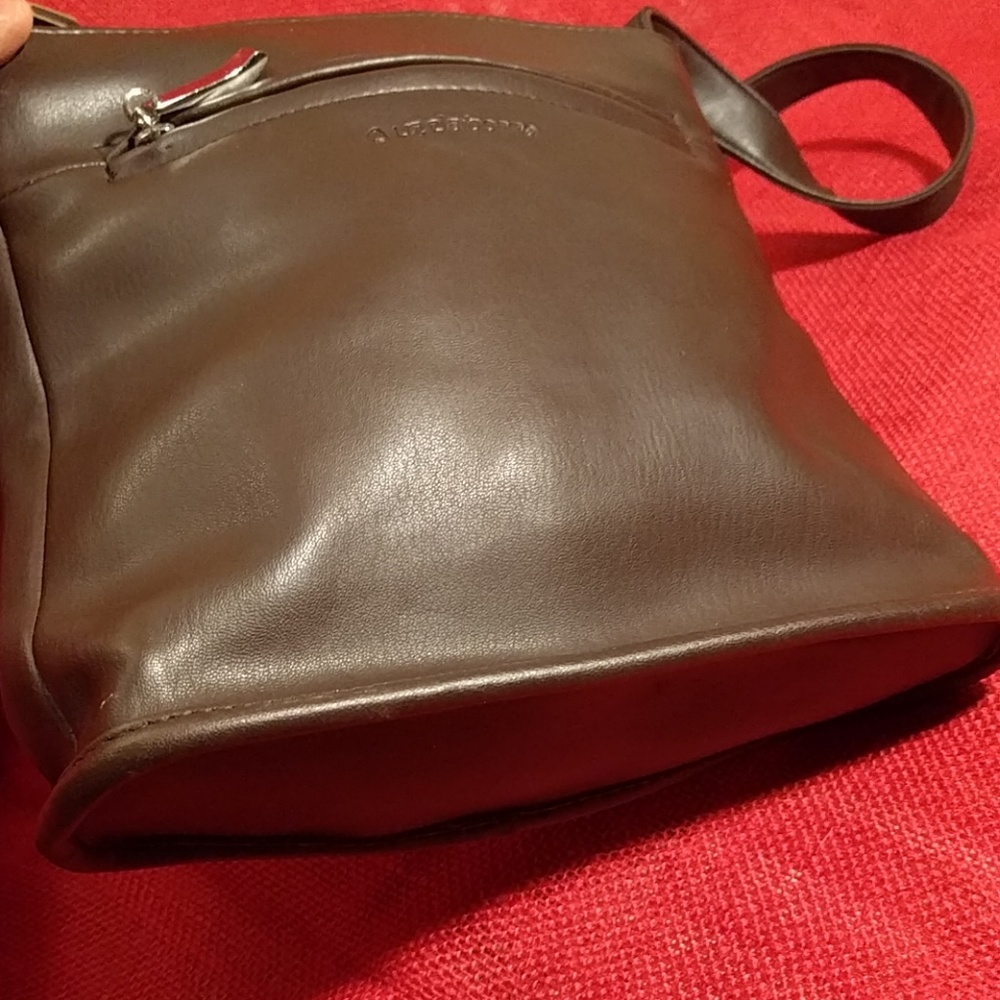 Purse - Picture 2 of 3